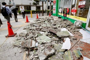 3 dead, over 10 injured as 6.1-magnitude quake rocks western Japan